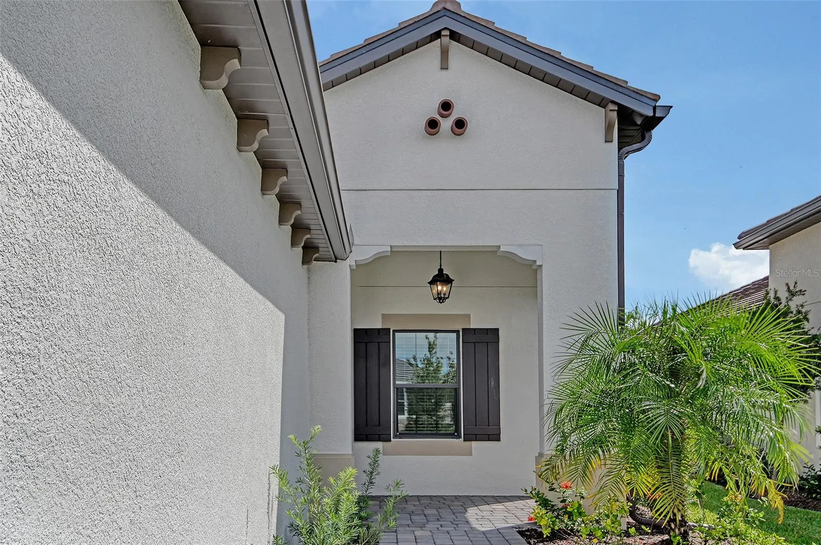678 ALLORA AVE