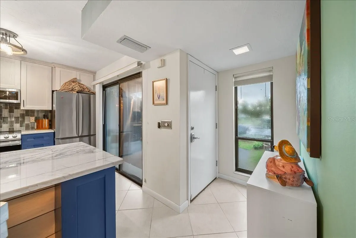 1078 BIRD BAY WAY #302, #302