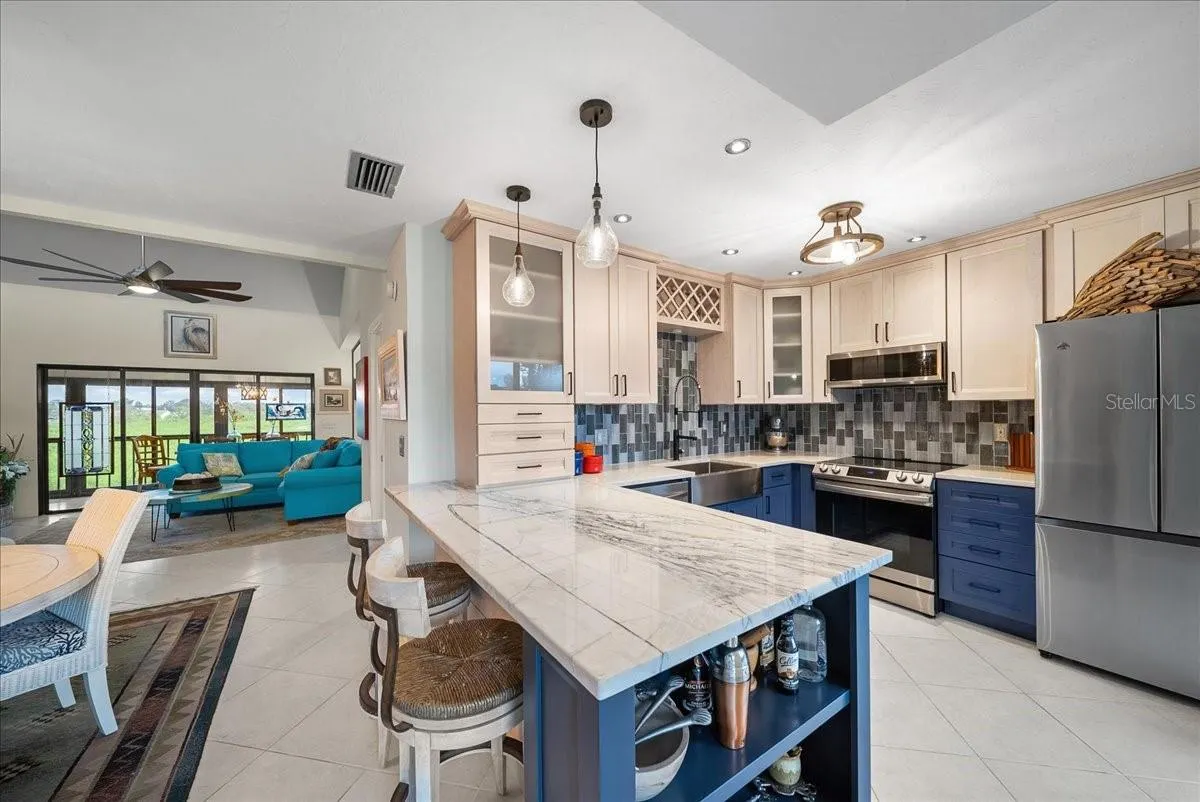 1078 BIRD BAY WAY #302, #302