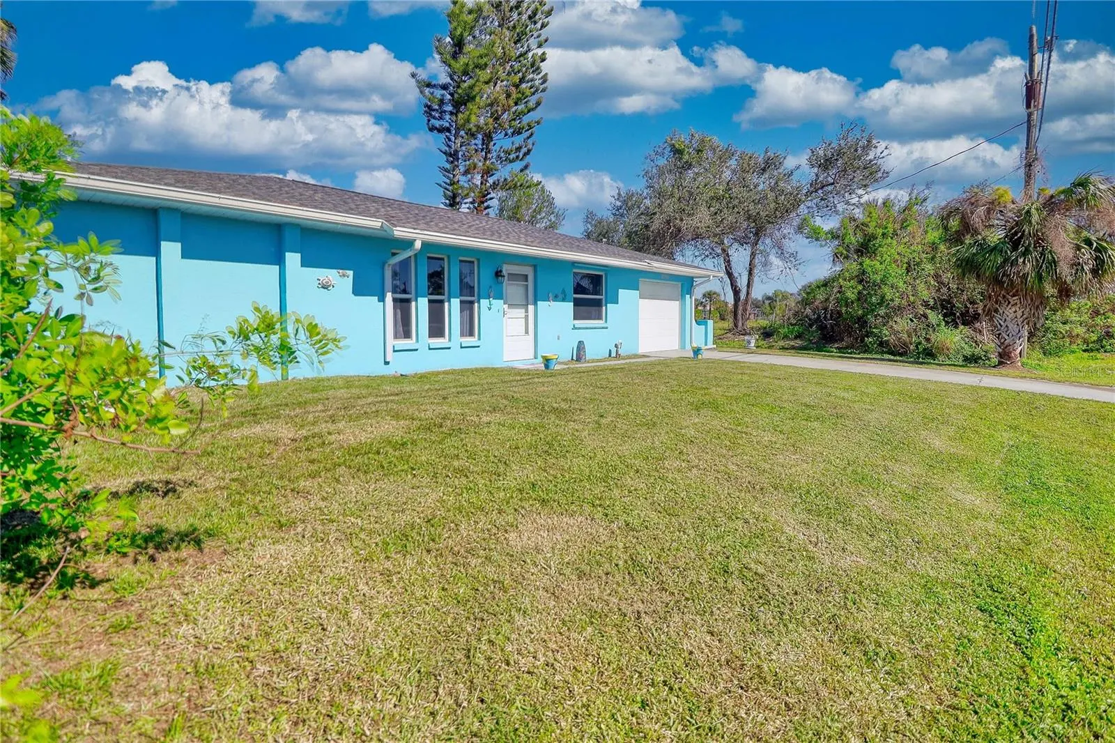 11058 DEERWOOD AVE