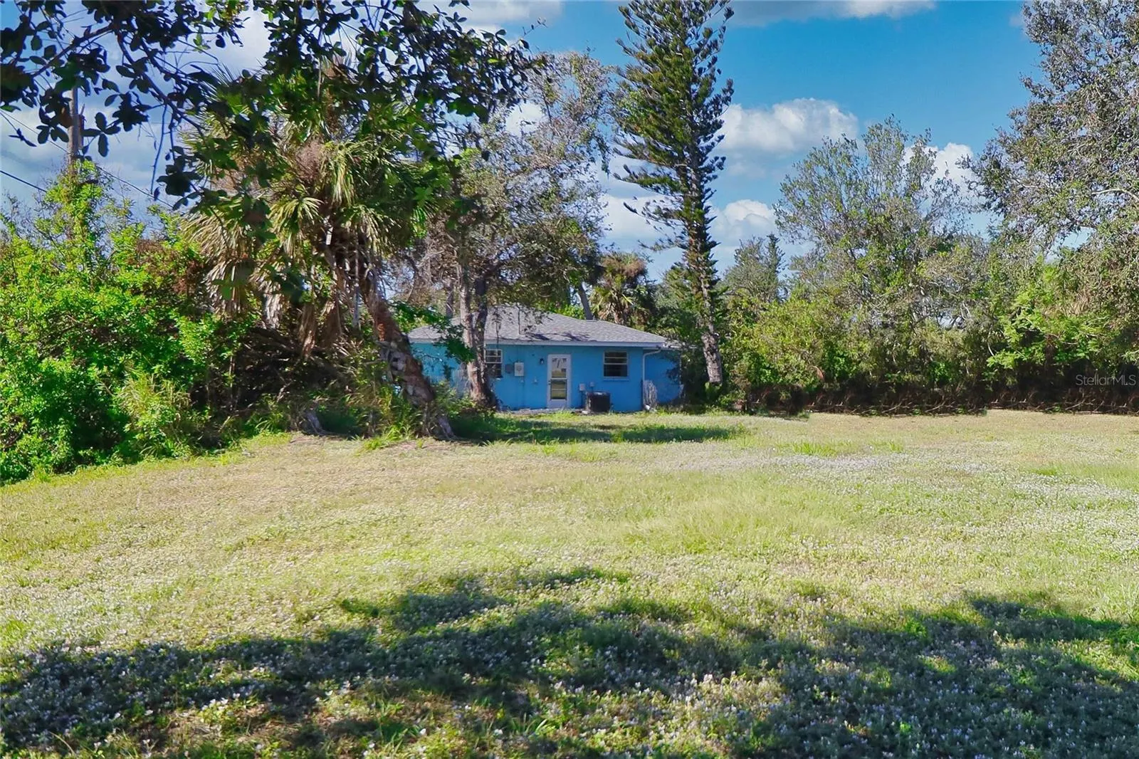 11058 DEERWOOD AVE