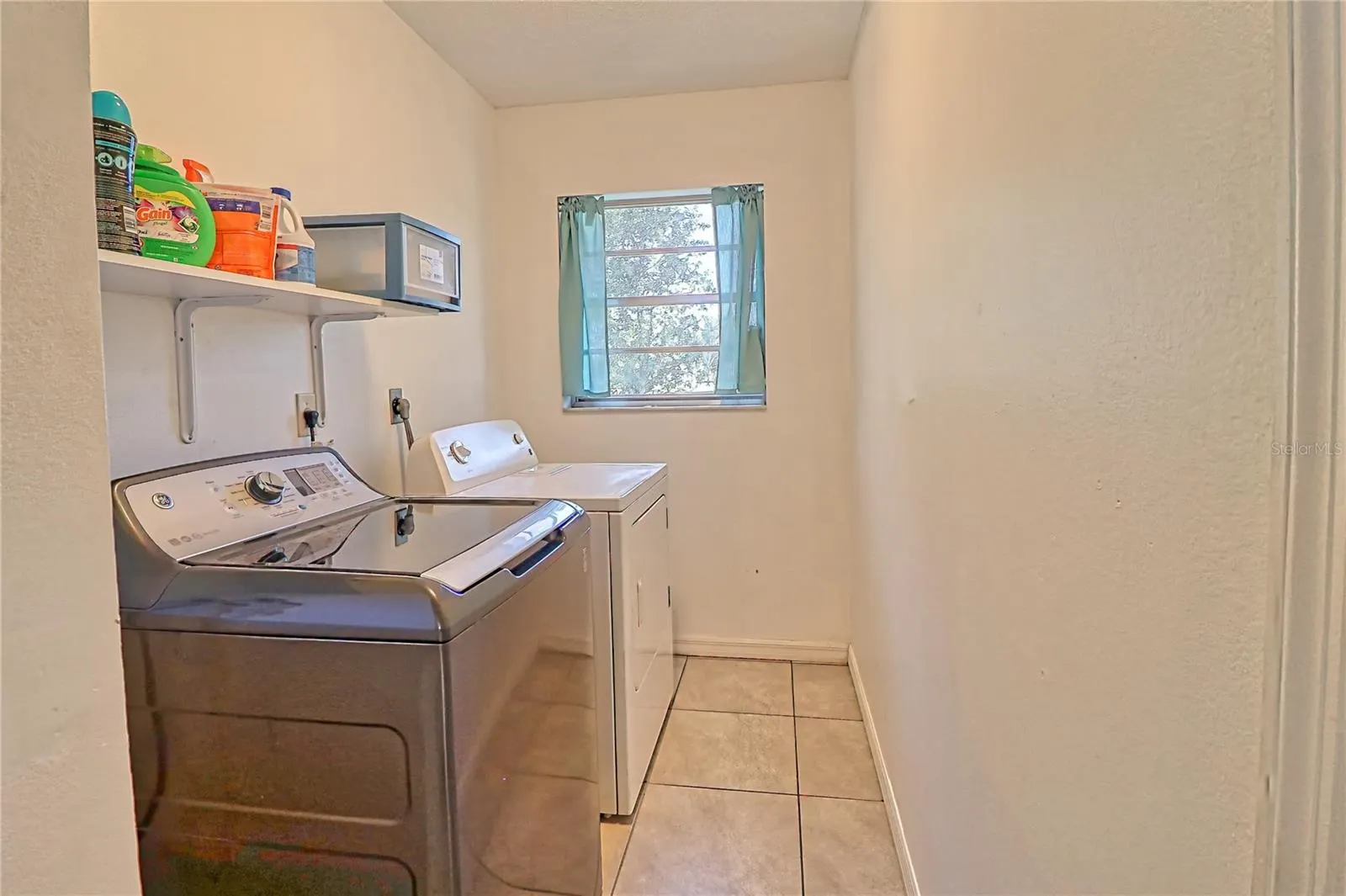 11058 DEERWOOD AVE