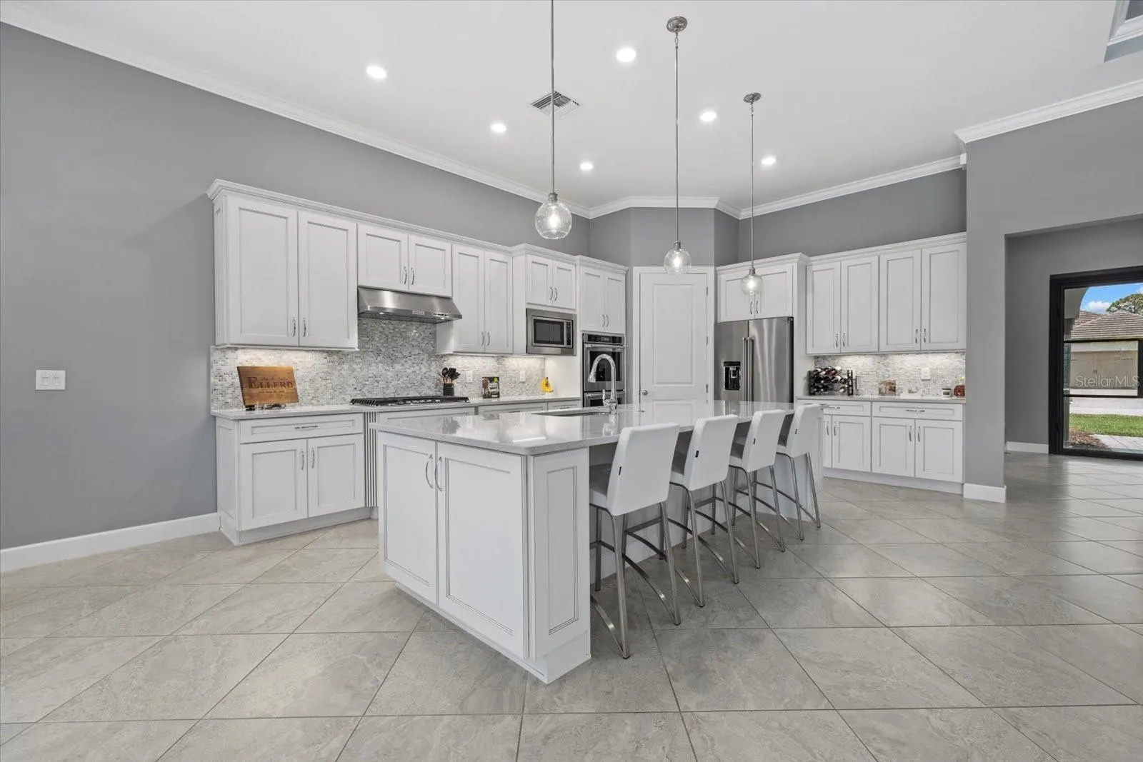 825 SEASCAPE PL