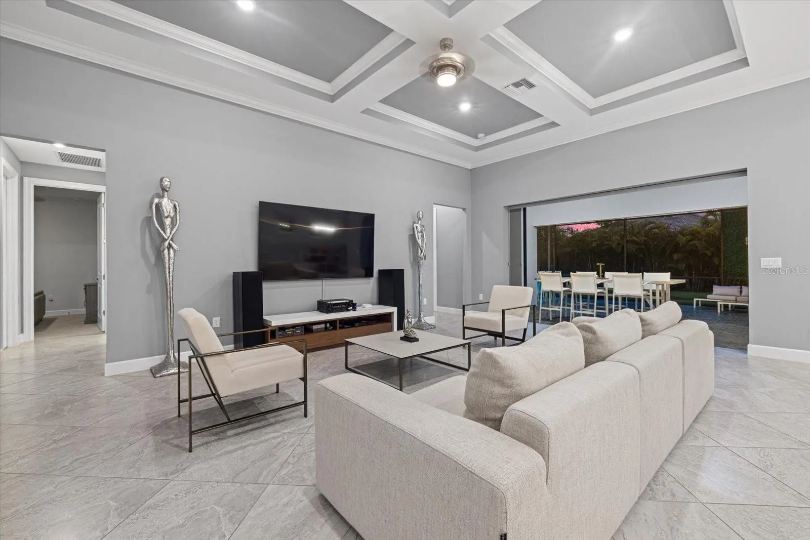 825 SEASCAPE PL