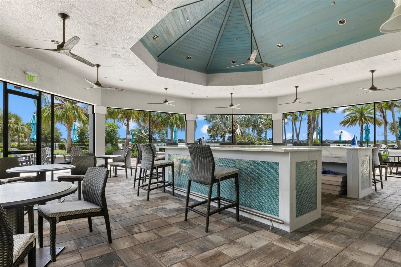 825 SEASCAPE PL