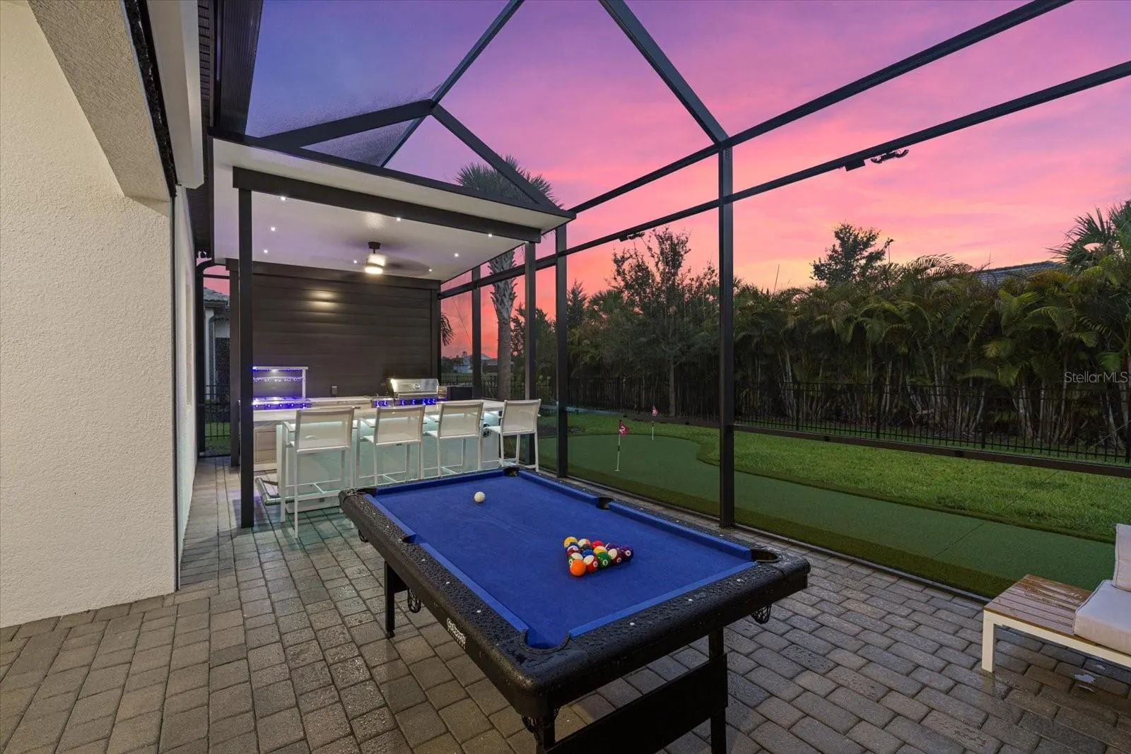 825 SEASCAPE PL