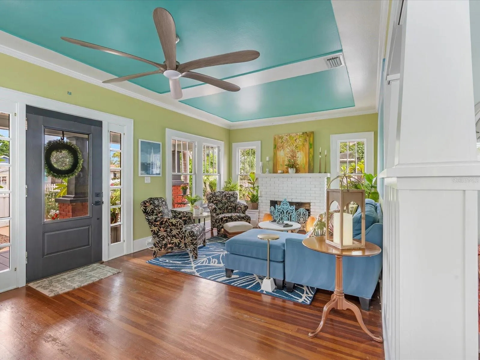 1718 6TH AVE W