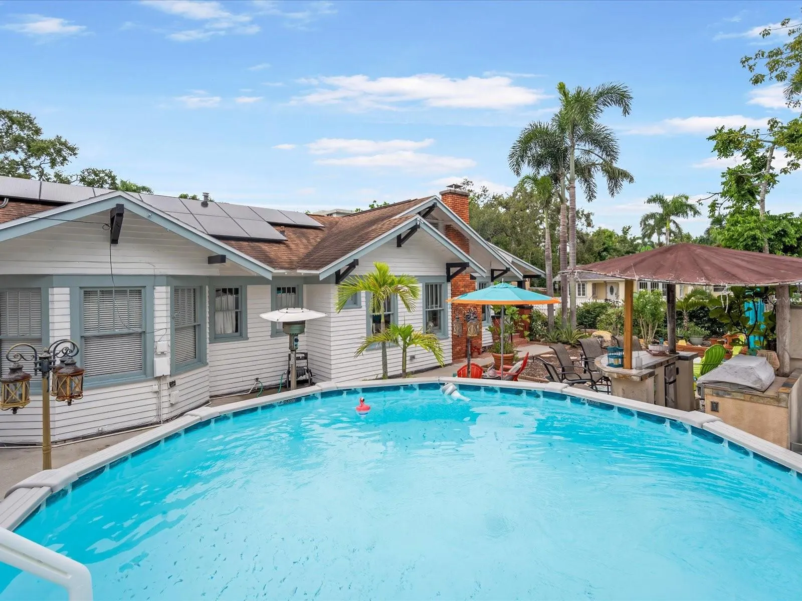 1718 6TH AVE W