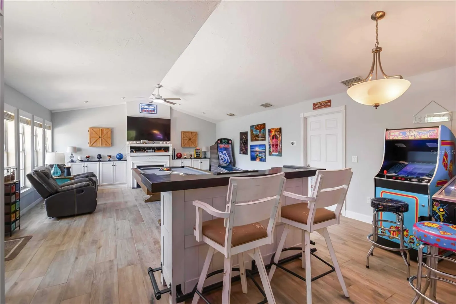 3959 PALAU DR