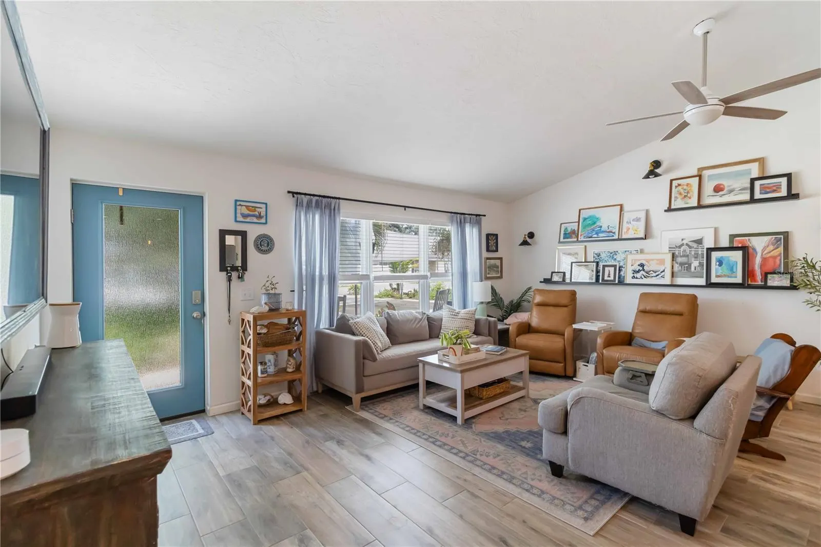 3959 PALAU DR