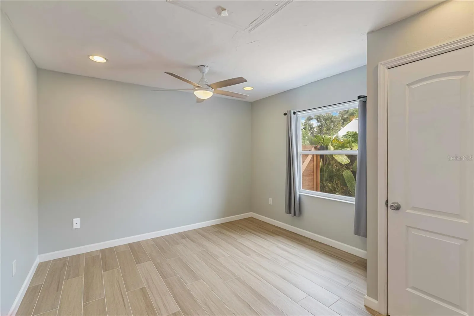 3959 PALAU DR