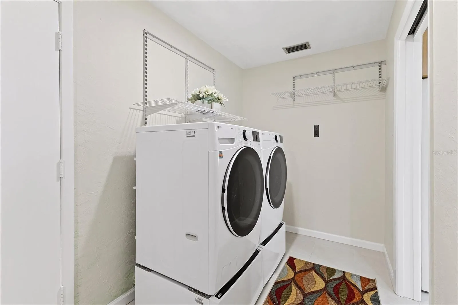 3712 HAMPSHIRE LN #5623, #5623