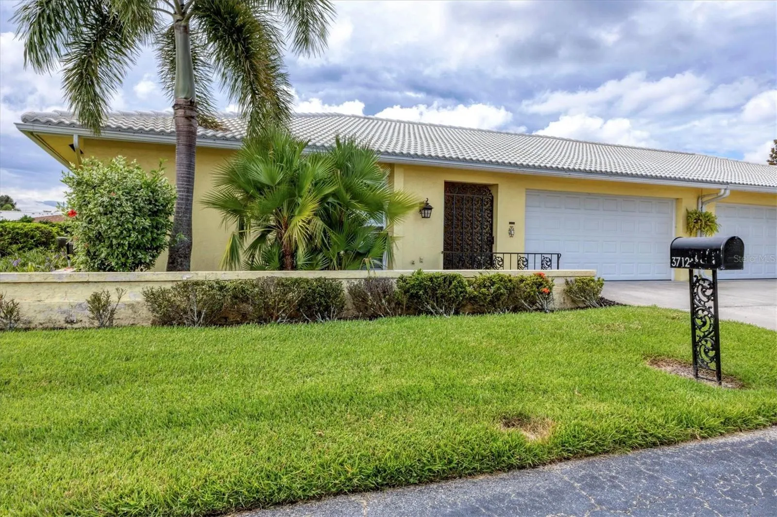 3712 HAMPSHIRE LN #5623, #5623