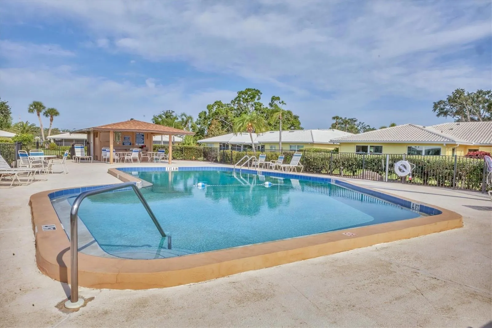 3712 HAMPSHIRE LN #5623, #5623
