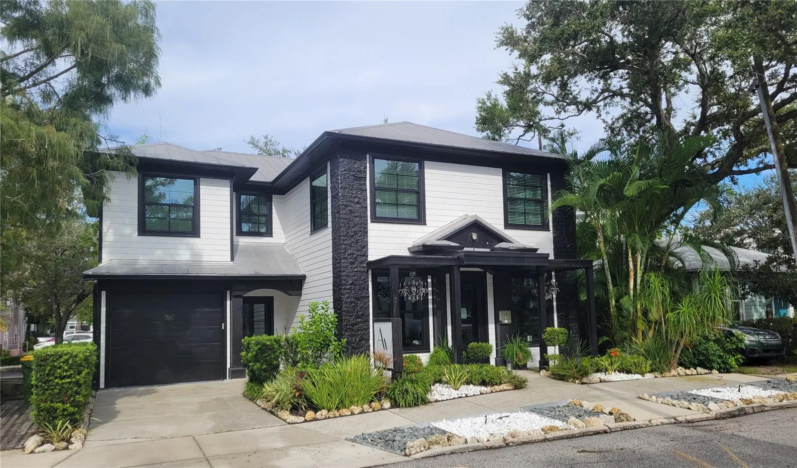252 S LINKS AVE #2nd Floor, #2nd Floor