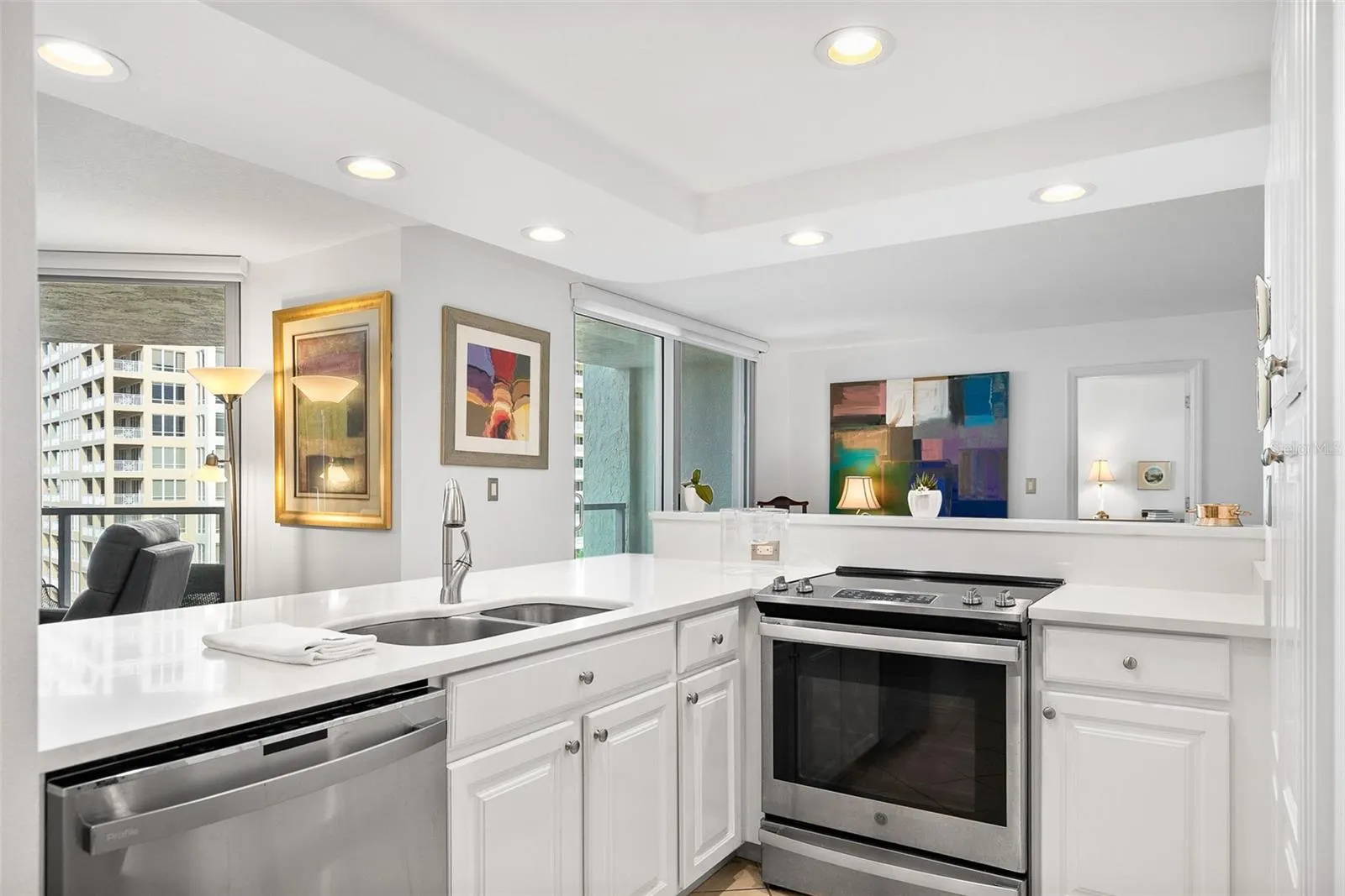 1111 N GULFSTREAM AVE #10E, #10E