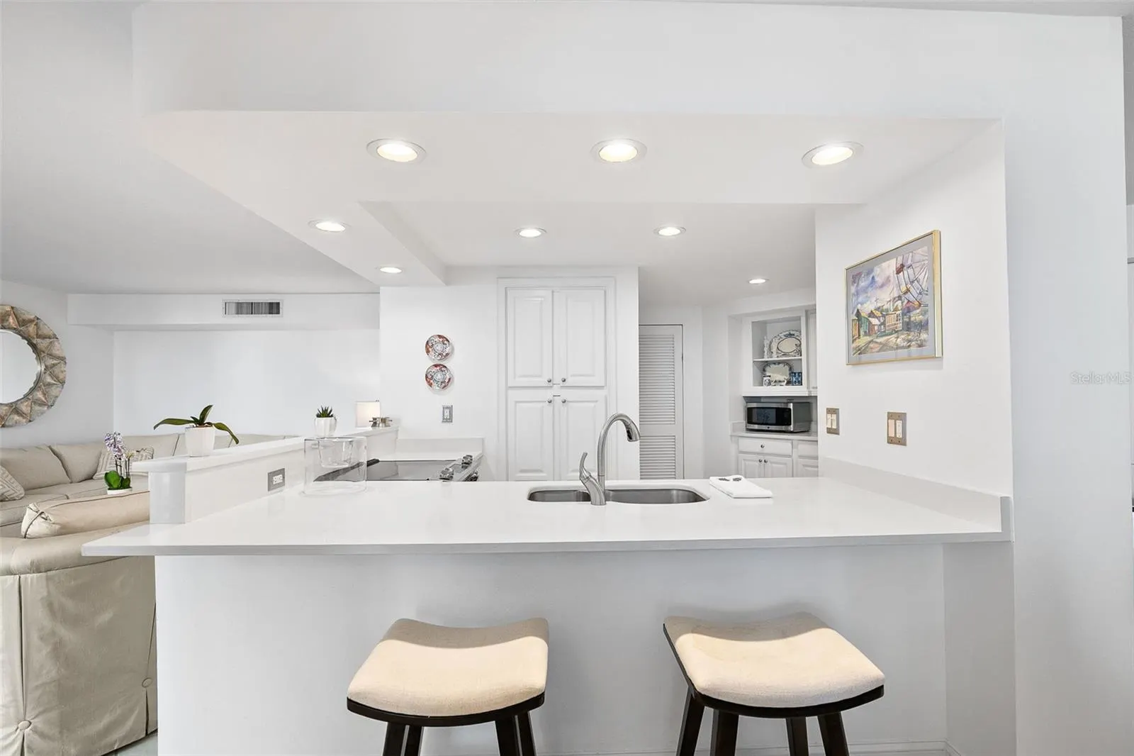1111 N GULFSTREAM AVE #10E, #10E