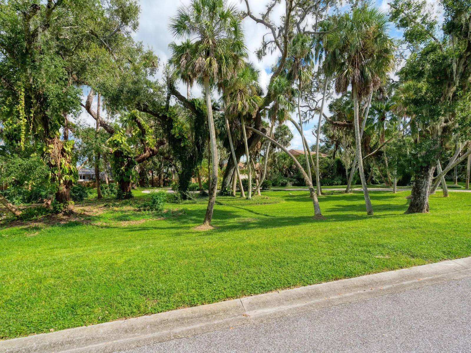 4626 HADFIELD DR