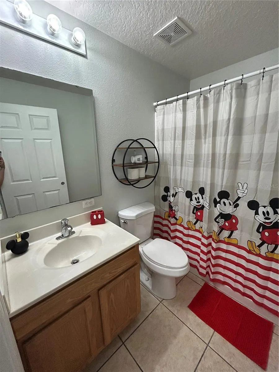2315 SNOWFLAKE LN