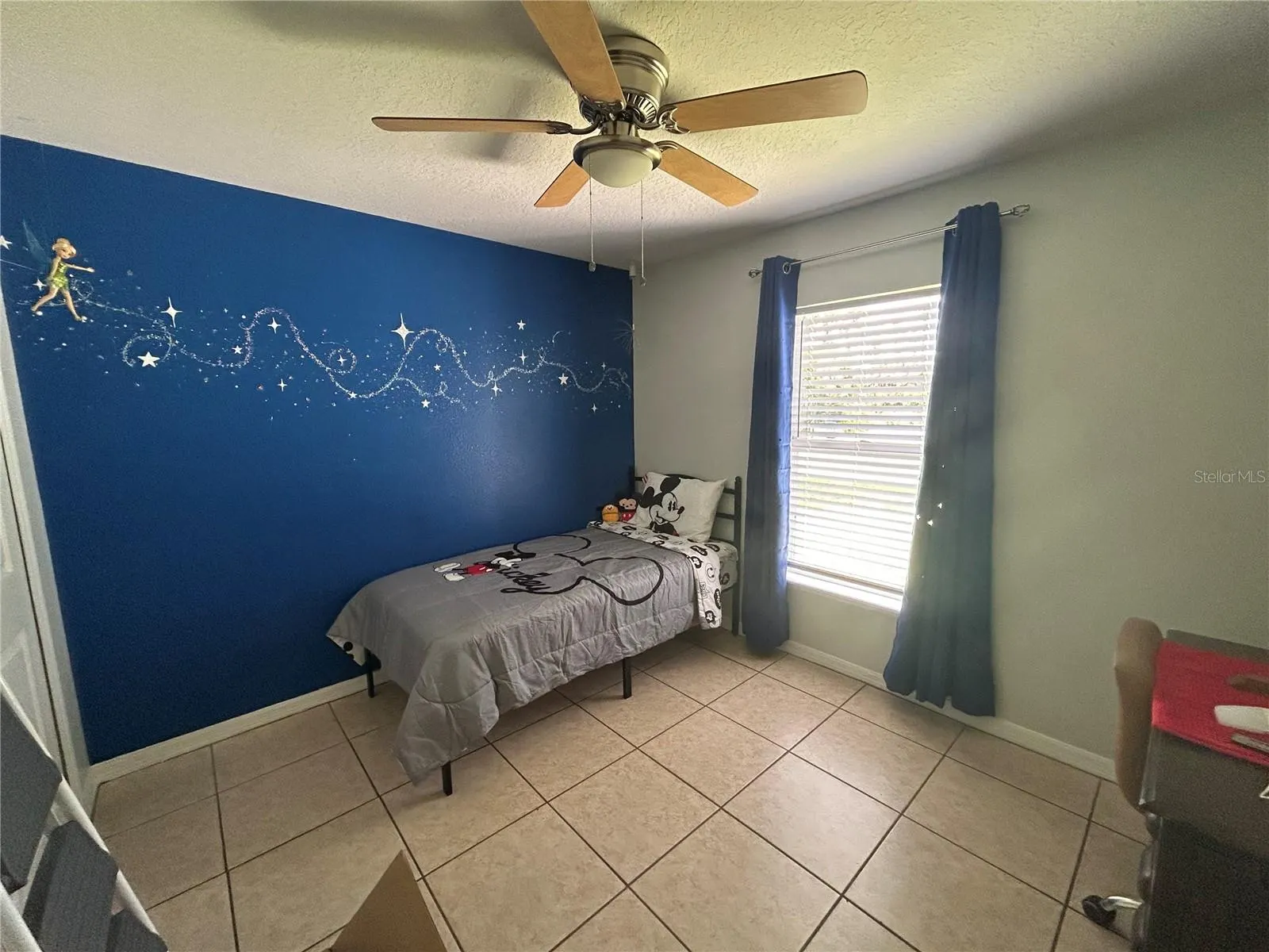 2315 SNOWFLAKE LN