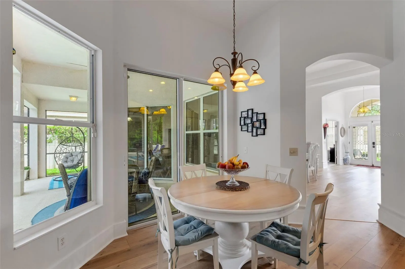 5232 CREEKSIDE TRL