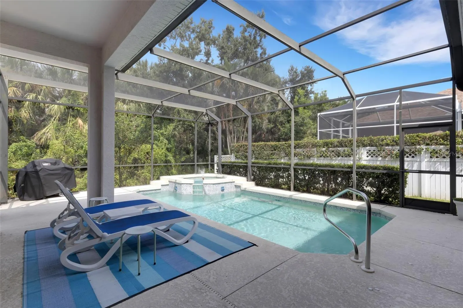 5232 CREEKSIDE TRL