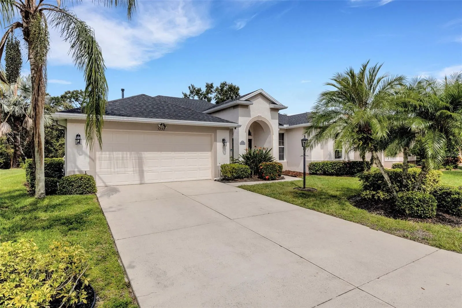 5232 CREEKSIDE TRL