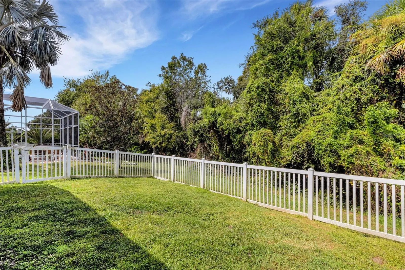 5232 CREEKSIDE TRL