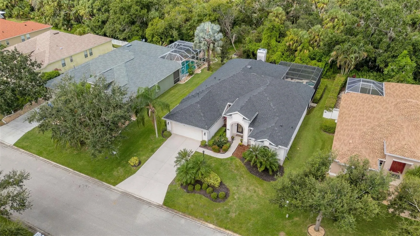 5232 CREEKSIDE TRL