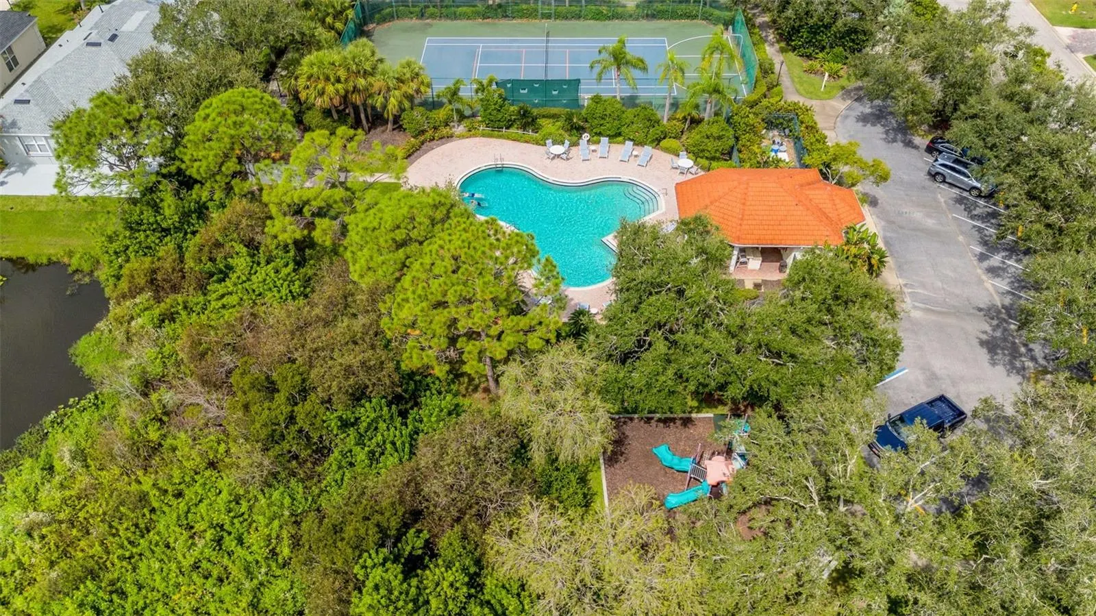 5232 CREEKSIDE TRL