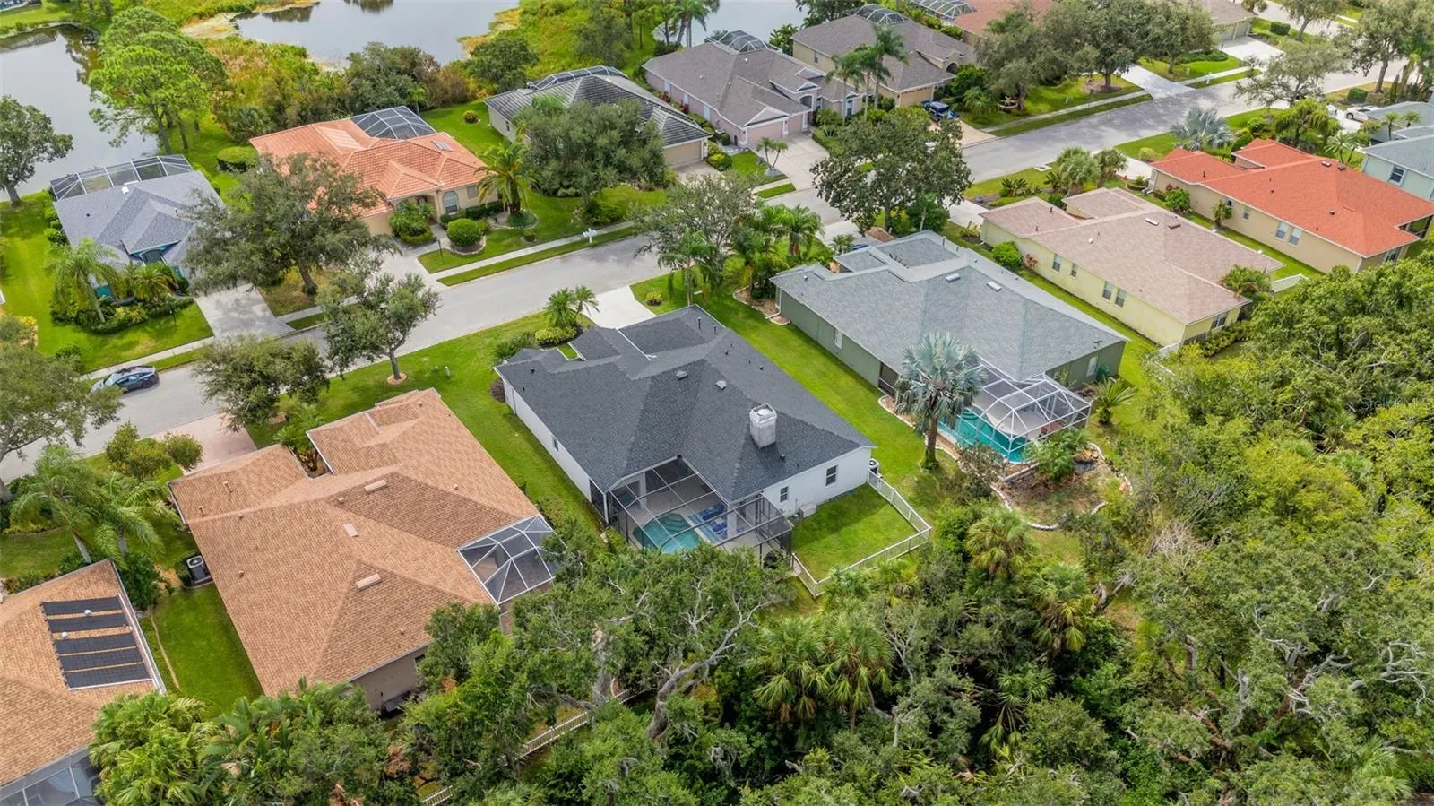 5232 CREEKSIDE TRL
