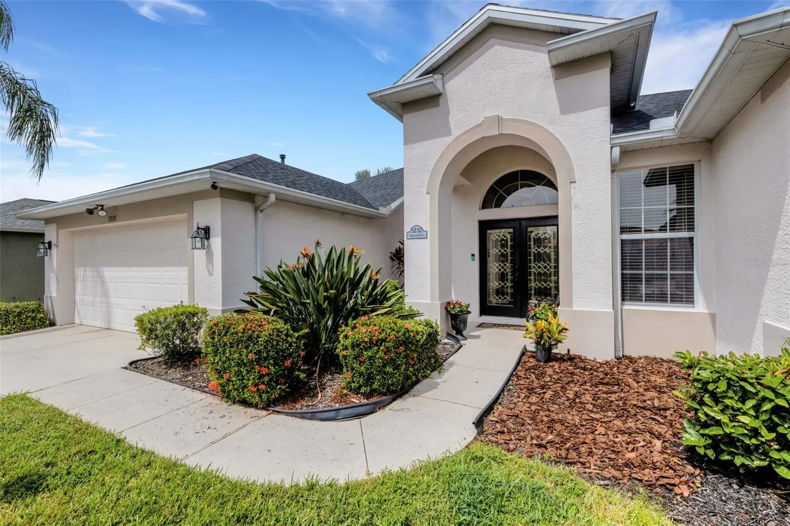 5232 CREEKSIDE TRL