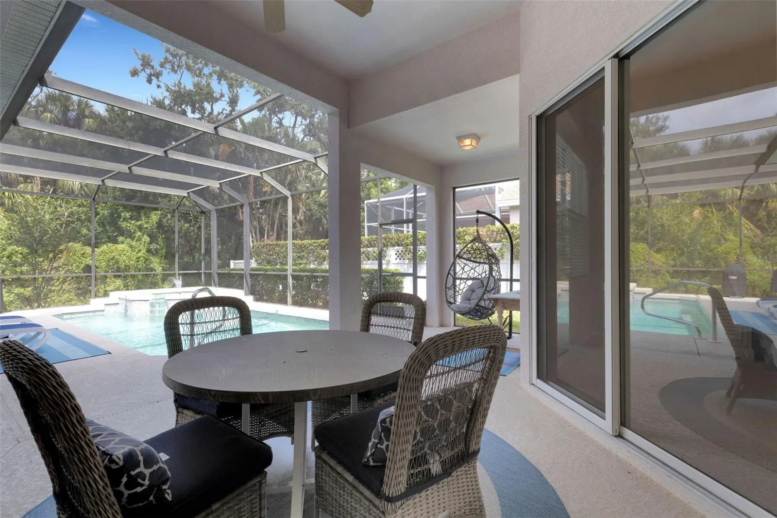 5232 CREEKSIDE TRL