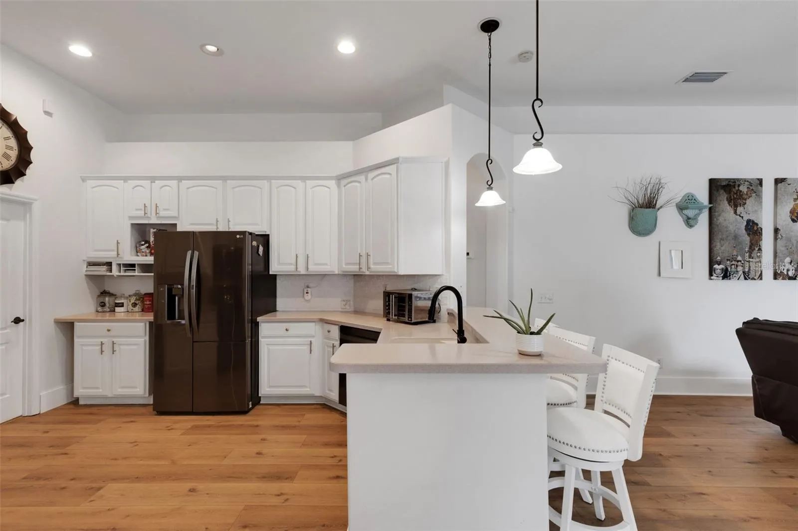 5232 CREEKSIDE TRL