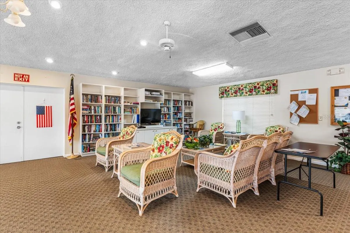 4542 PAWNEE TRL #196, #196