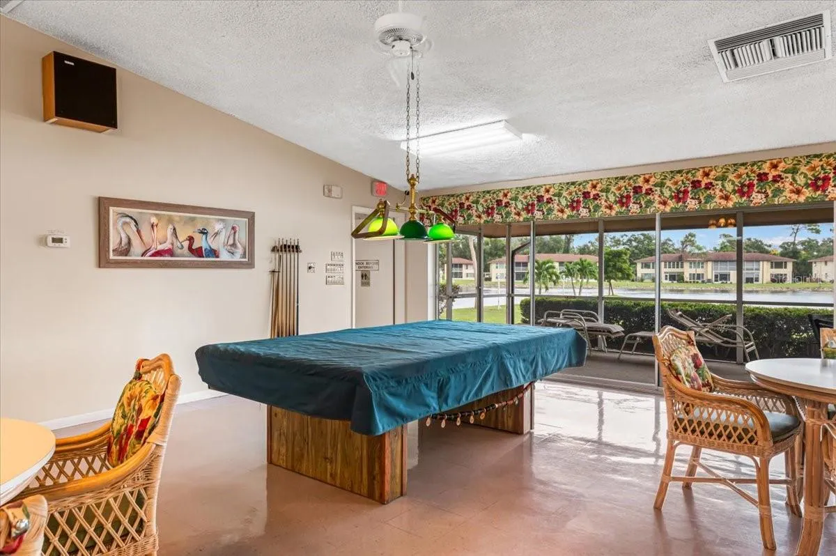 4542 PAWNEE TRL #196, #196