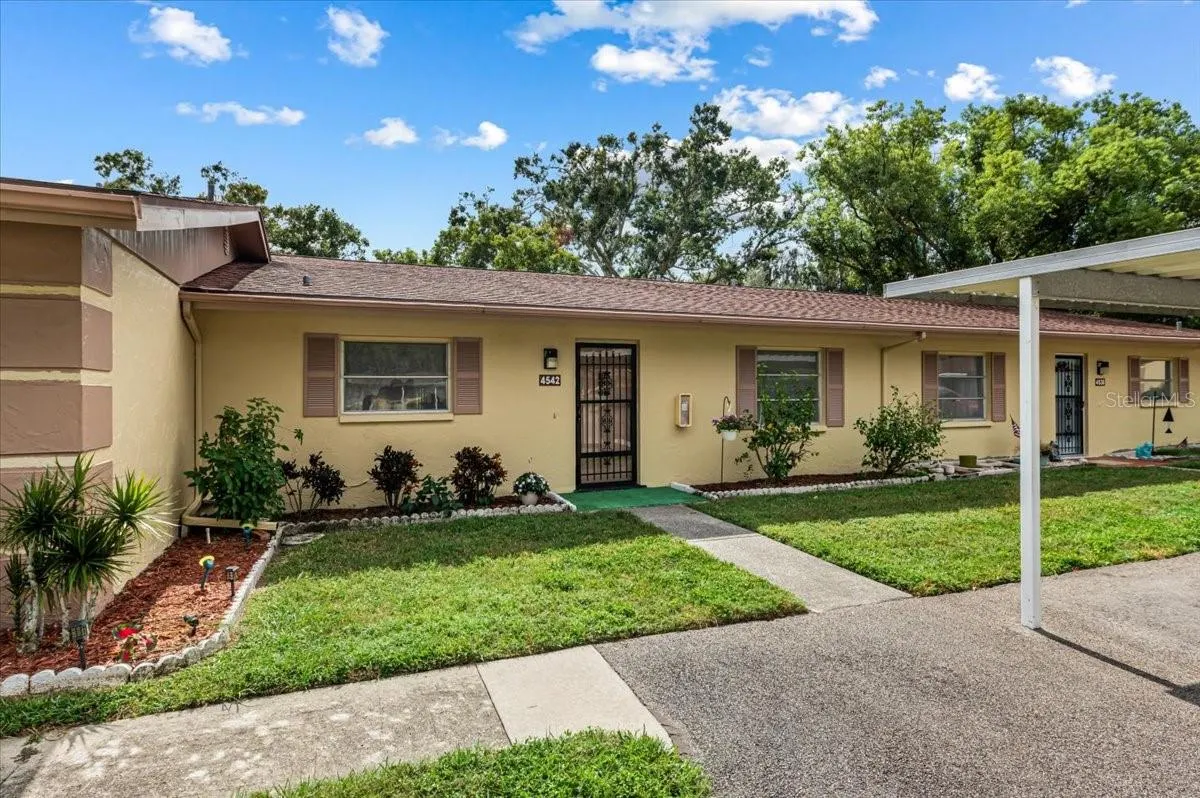 4542 PAWNEE TRL #196, #196