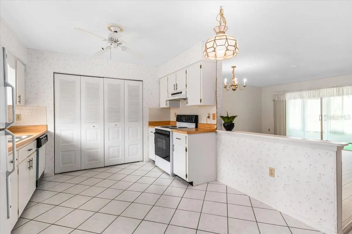 4542 PAWNEE TRL #196, #196