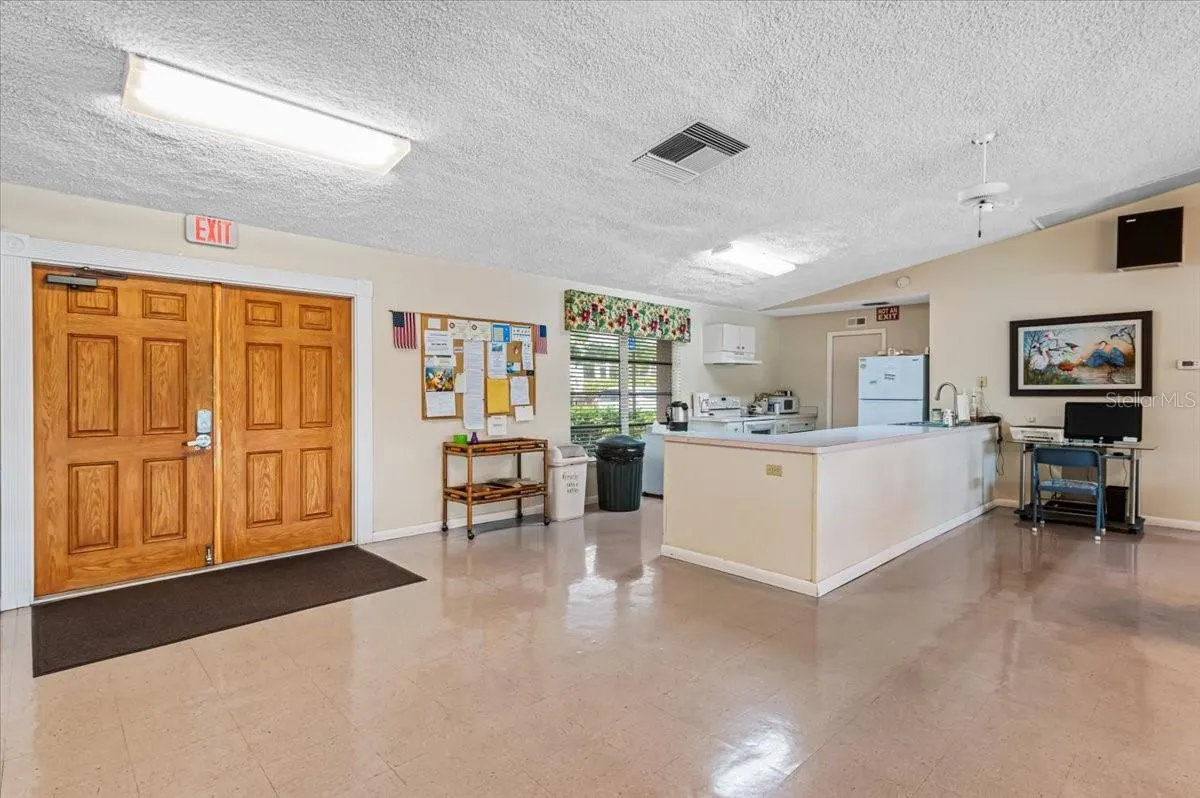 4542 PAWNEE TRL #196, #196