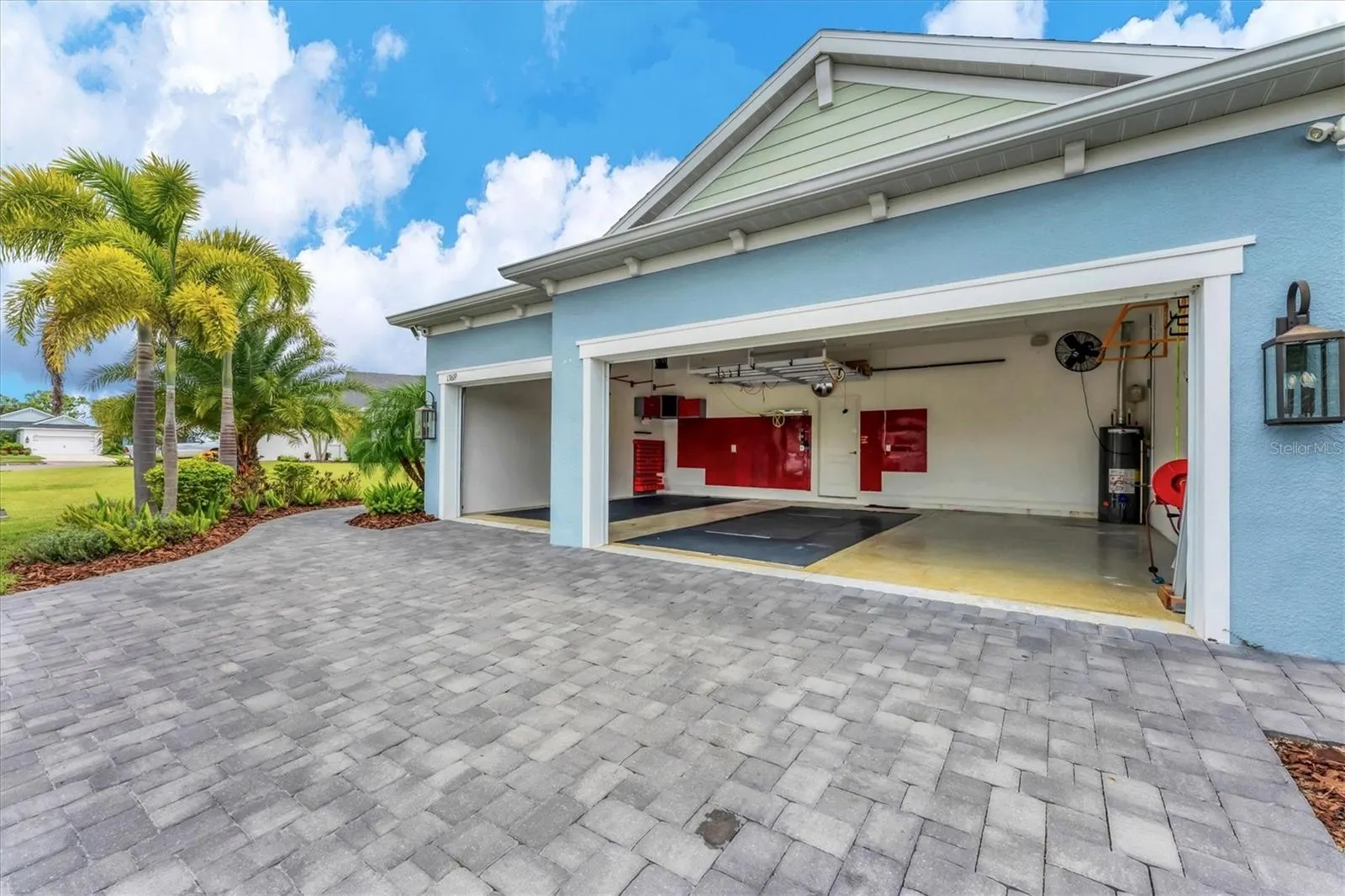 13619 OLD CREEK CT