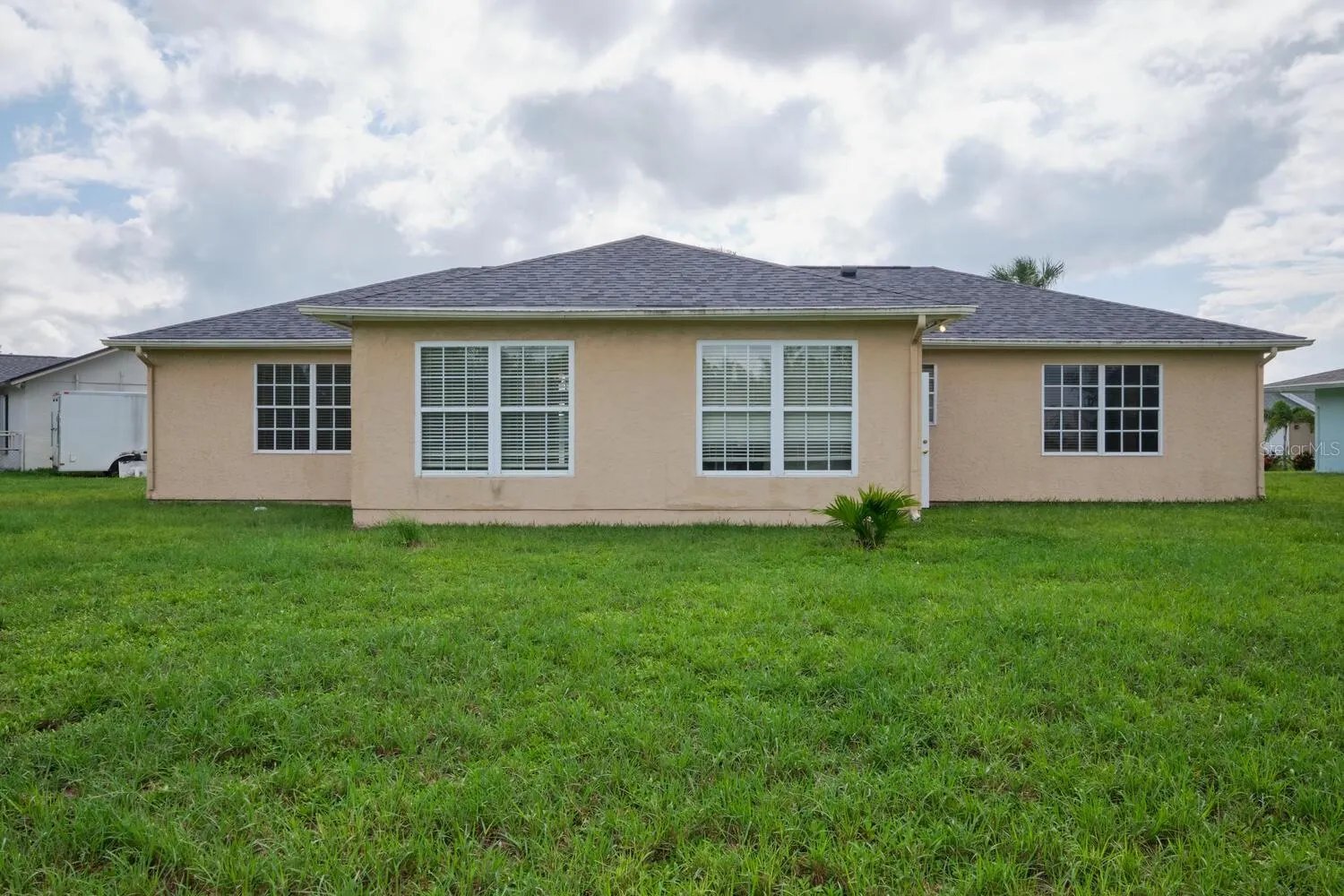 13592 CLARA LN