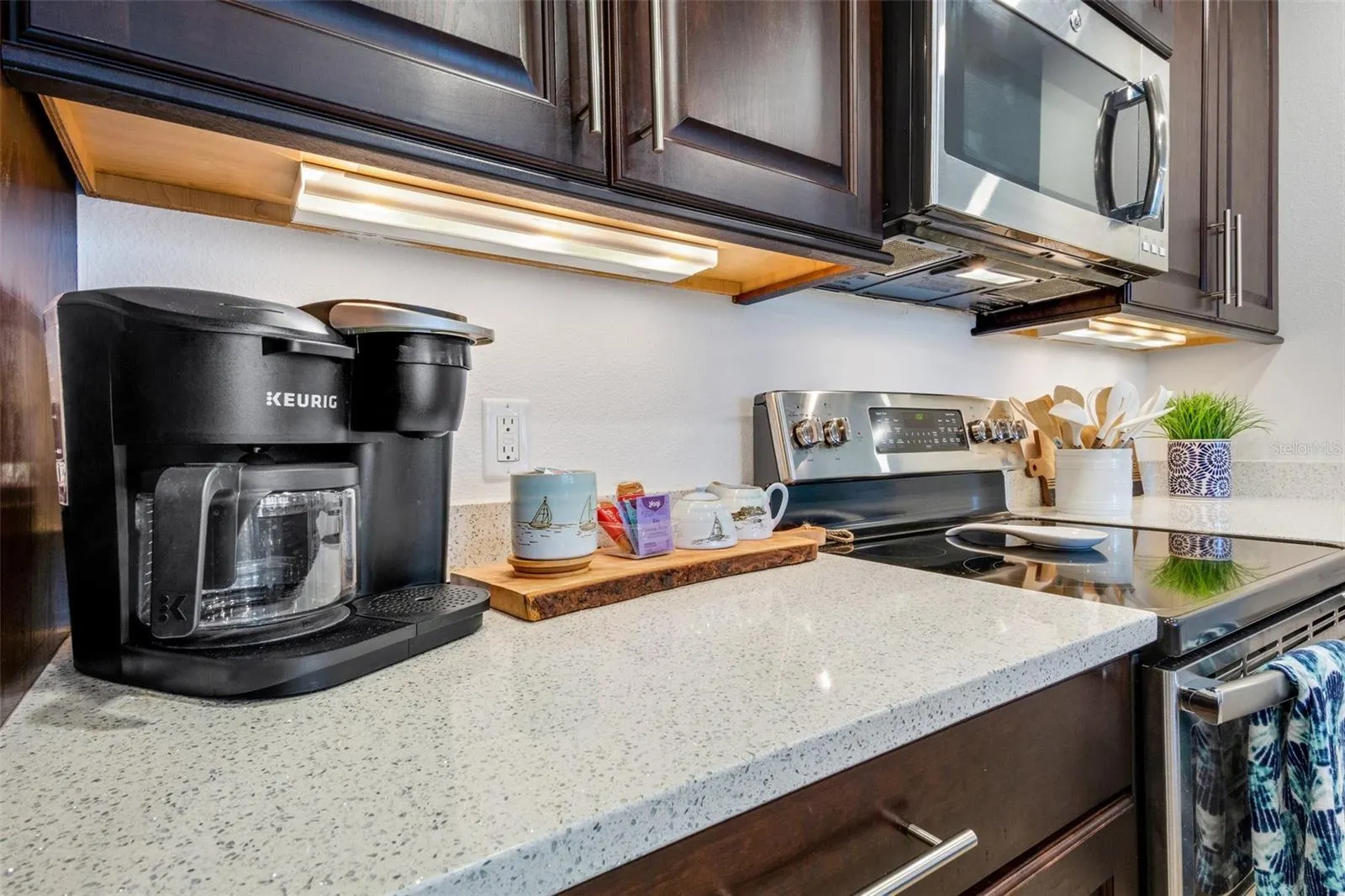 395 ARUBA CIR #101, #101