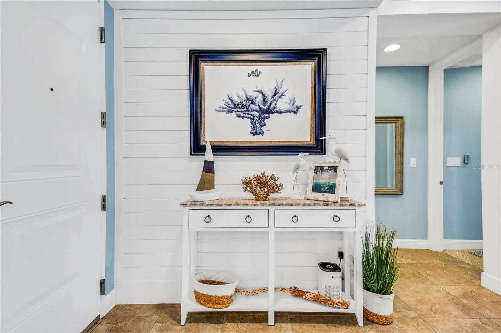 395 ARUBA CIR #101, #101