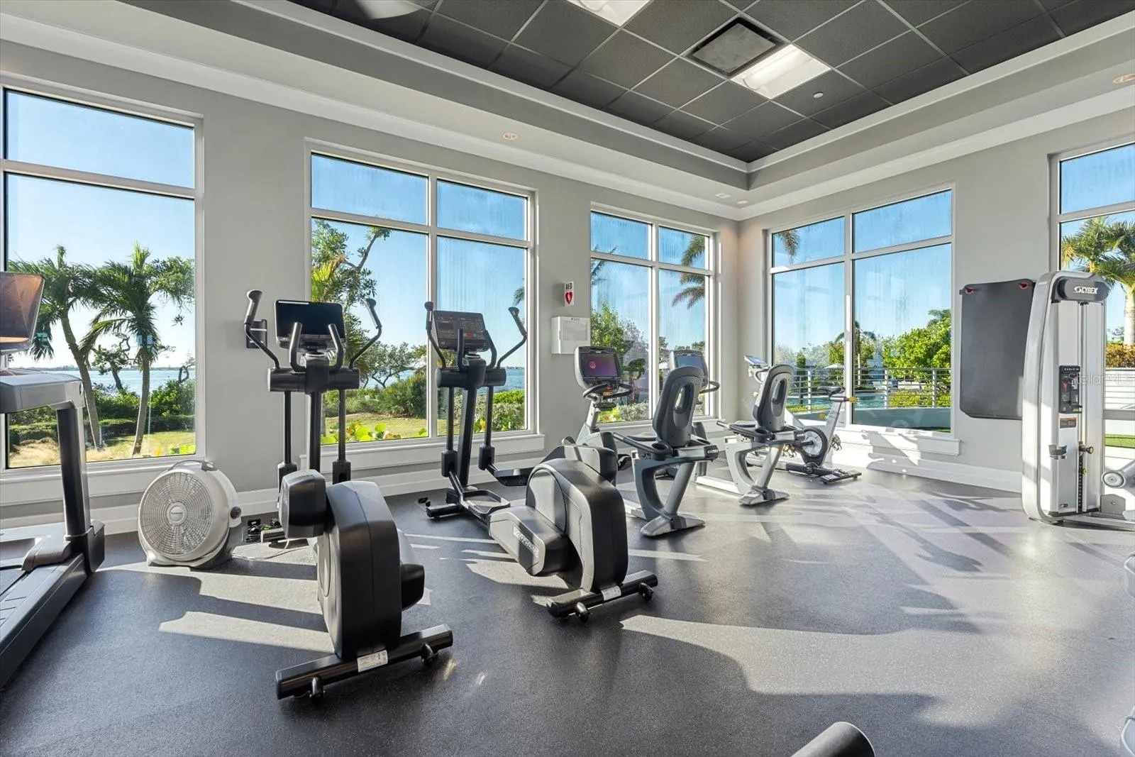 395 ARUBA CIR #101, #101
