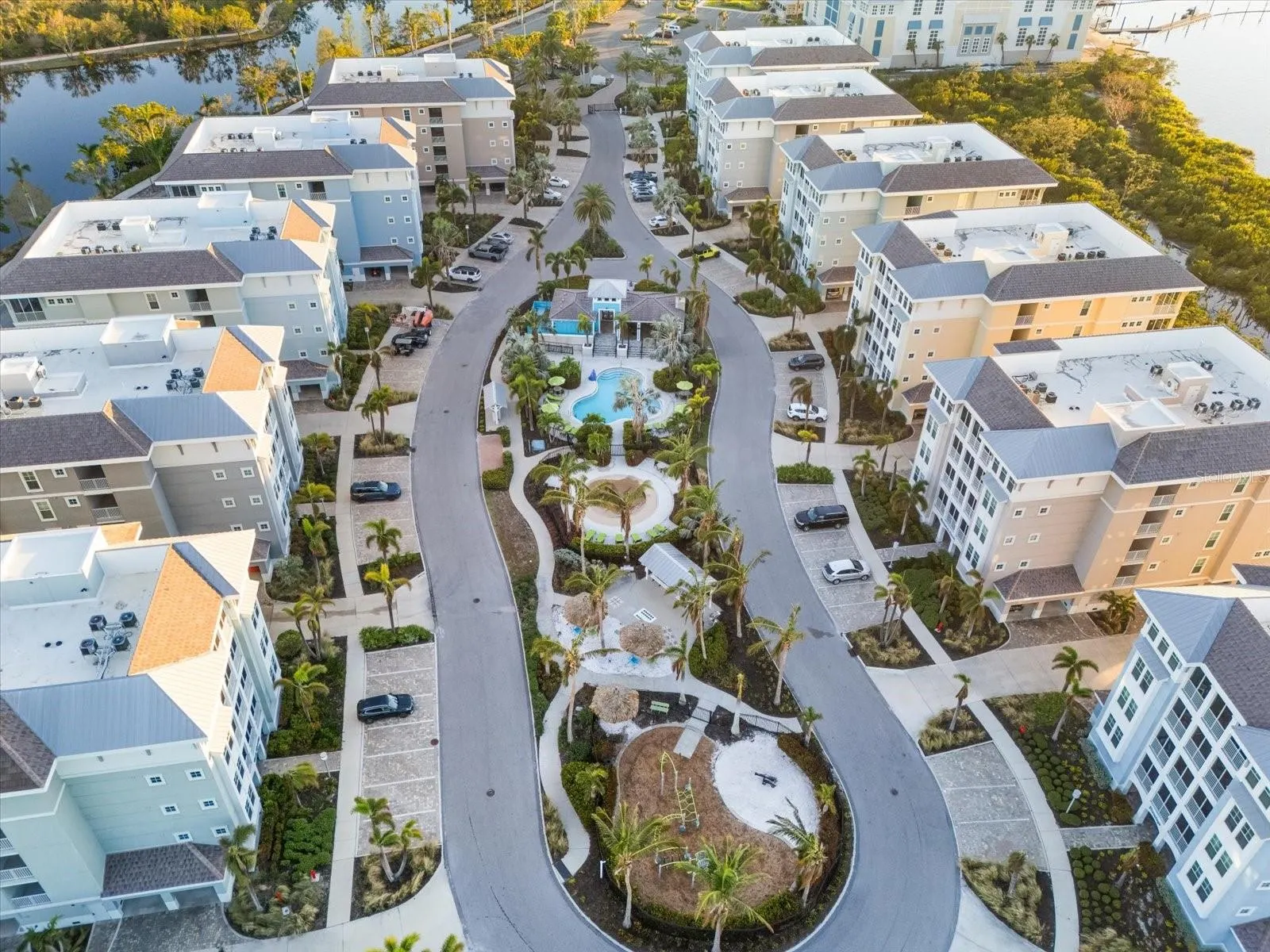 395 ARUBA CIR #101, #101