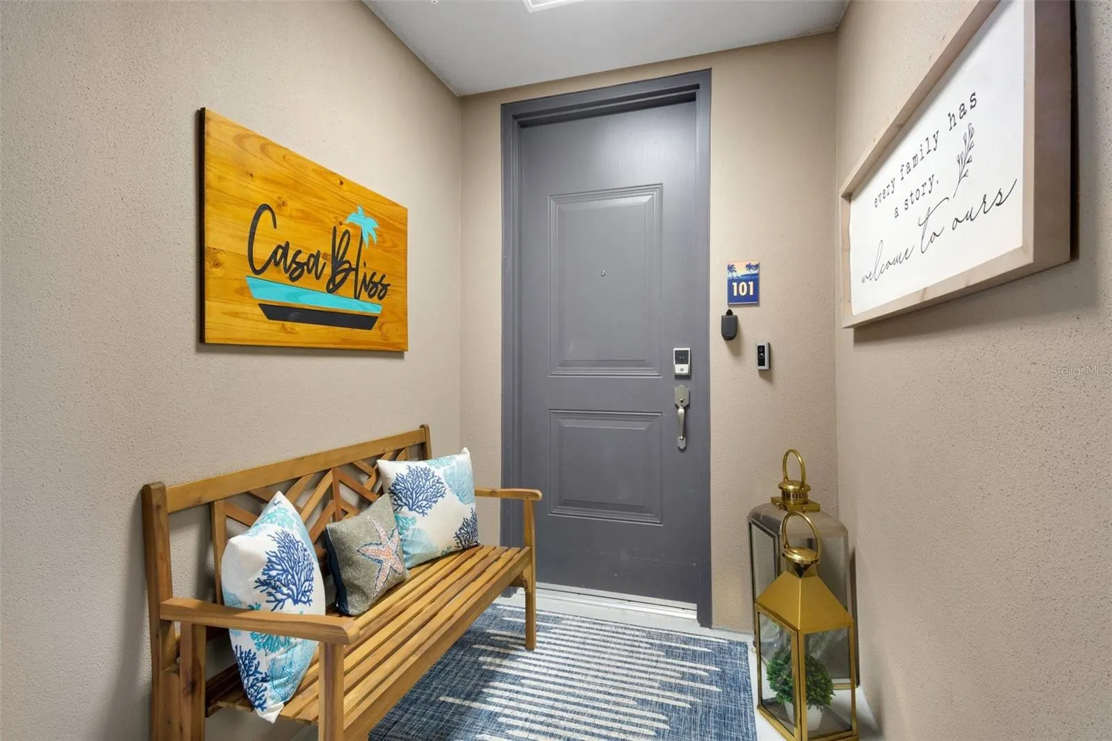 395 ARUBA CIR #101, #101