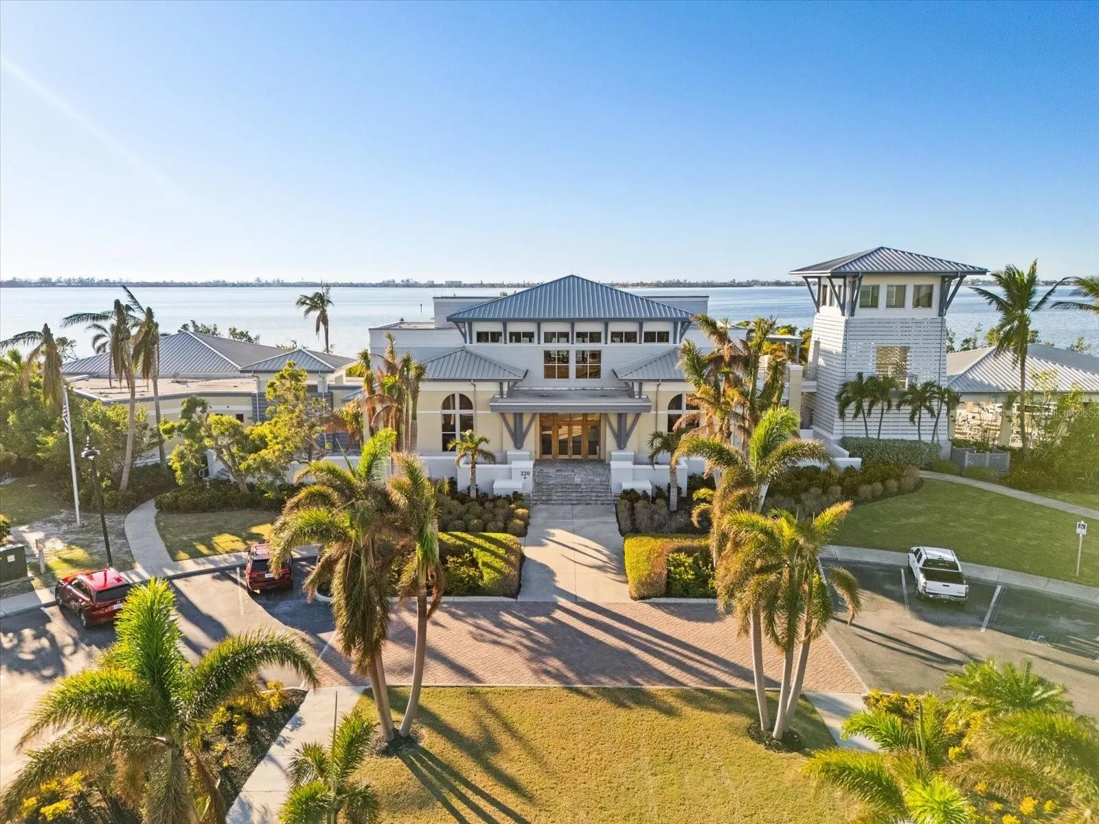 395 ARUBA CIR #101, #101