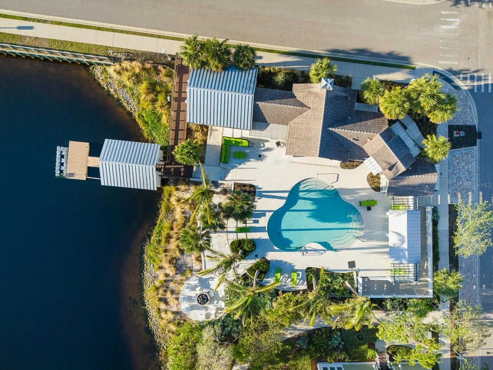 395 ARUBA CIR #101, #101