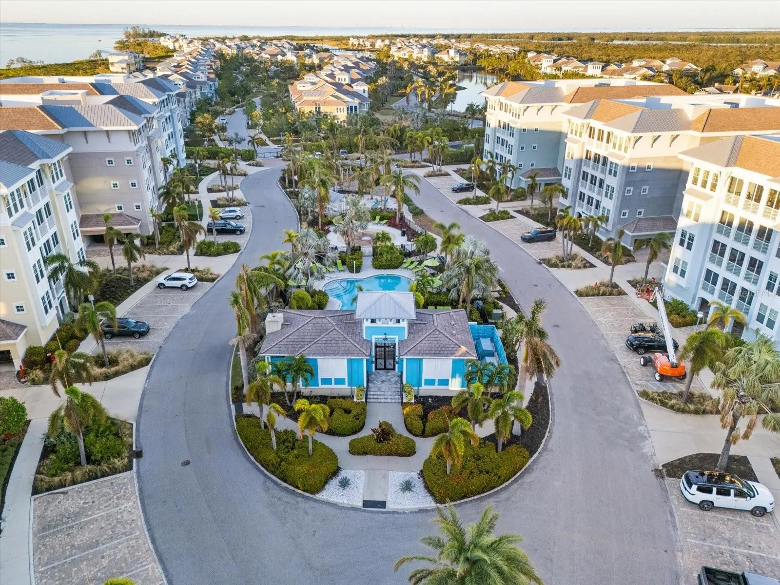 395 ARUBA CIR #101, #101