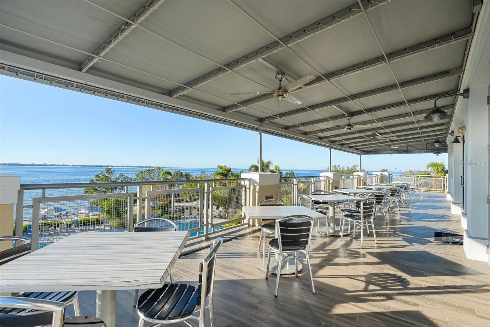 395 ARUBA CIR #101, #101